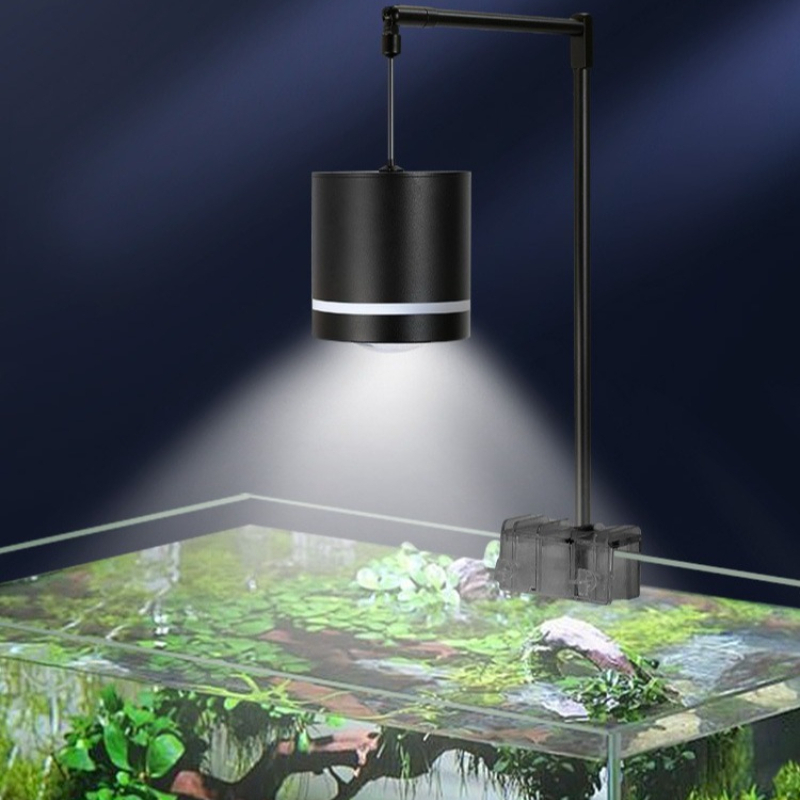 クリップオン水槽ライト フルスペクトルライト 変化する水族館 - Aquarium Plant Light Spectrum のレビューと価格